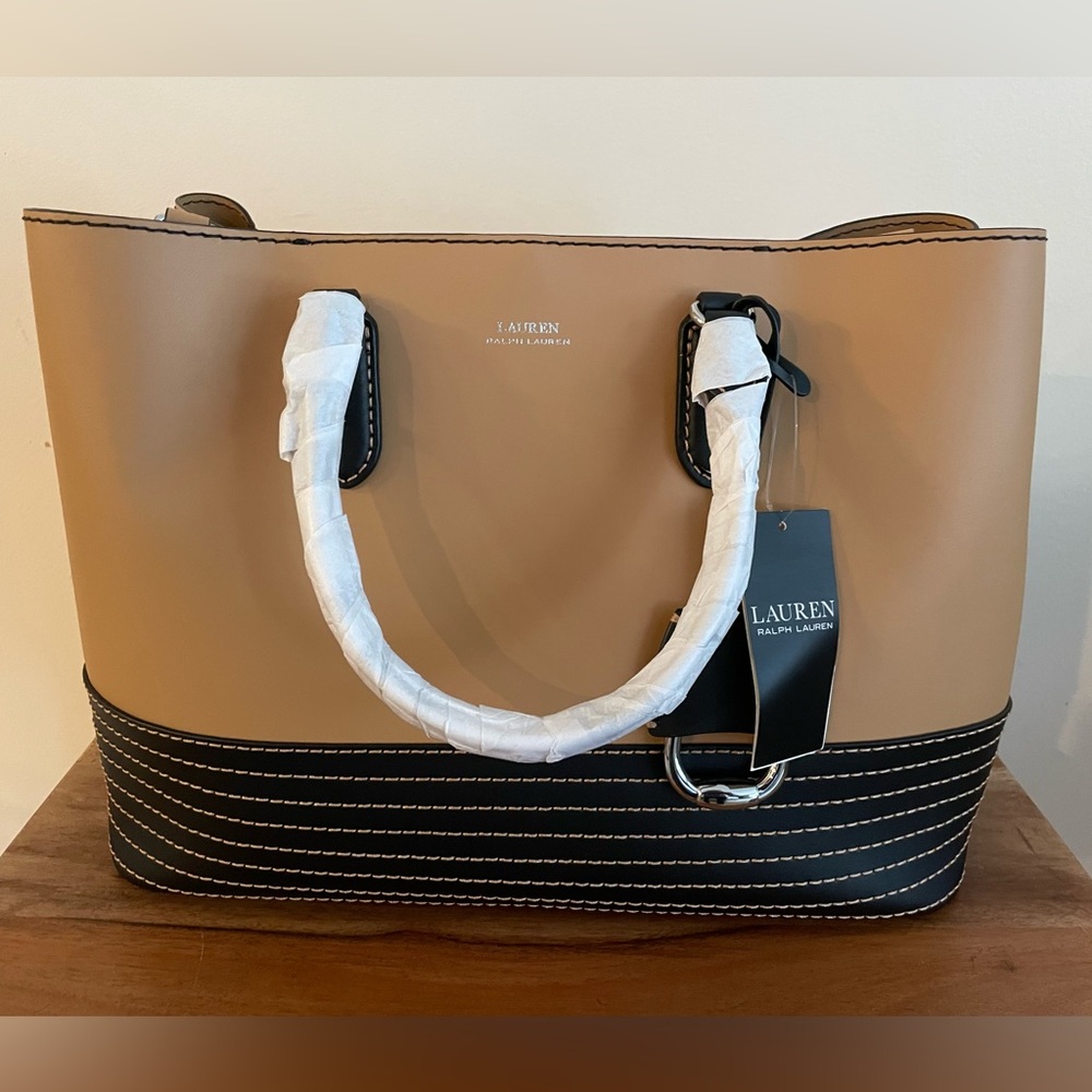 NWT Ralph Lauren Stitched Leather Marcy Bag in Buff / Black - Picture 5 of 8